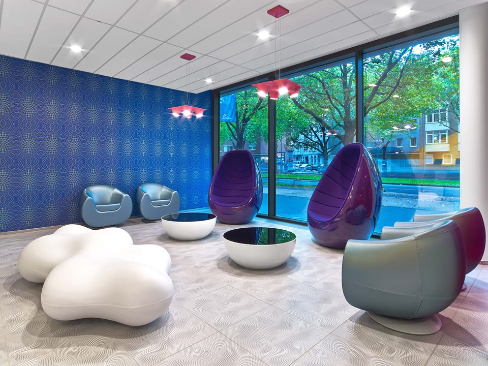AlessyaJurt's tweet photo. New budget hotel in Hannover Prizeotel by Karim Rashid Photo by Eric Laignel 2015
#alessya #artemyeva @karim_design https://t.co/yHkTqygXBu
