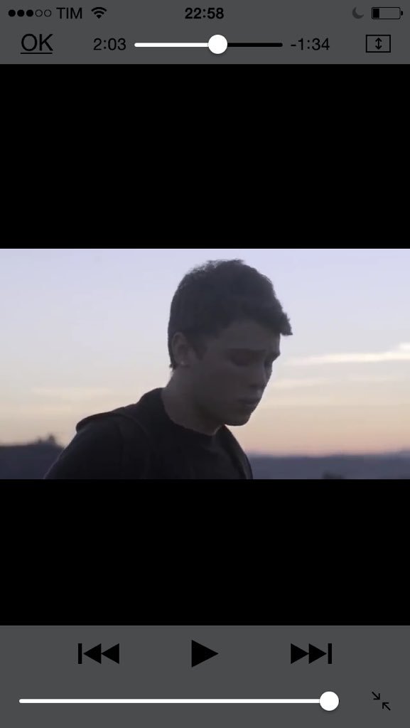 trueemblemsBR's tweet photo. O que acharam do cover dos meninos ? Eu amei 😍 #Emblem3IsBackTogether https://t.co/oGZfl6UeIz