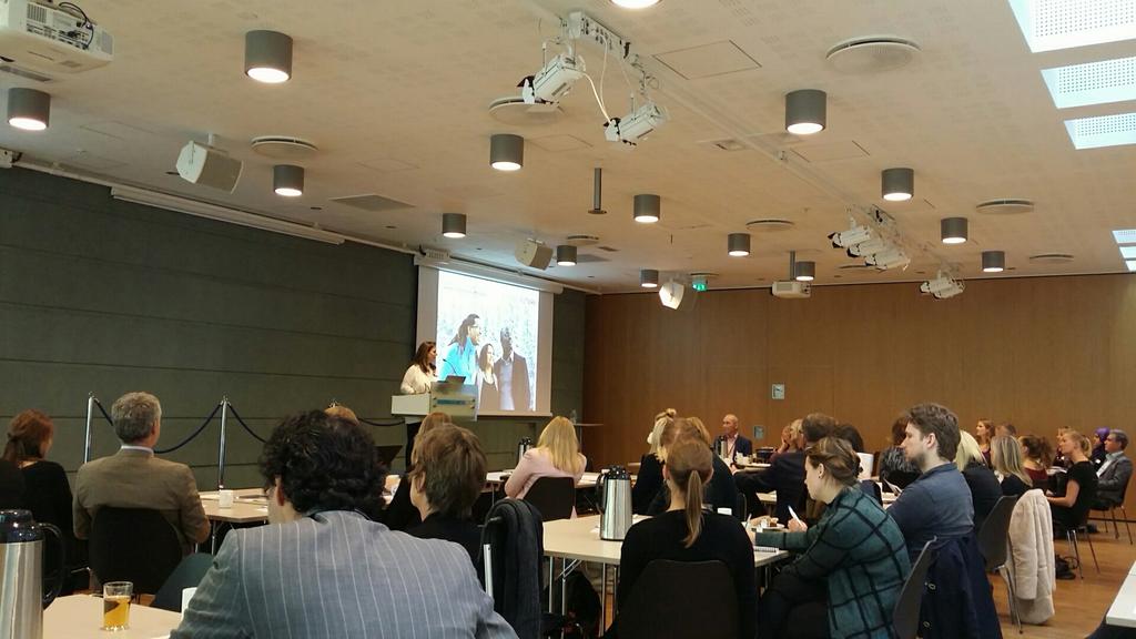 BodilT's tweet photo. Mangfoldsrekruttering på agendaen på nettverkslunsjen hos #NHO #GlobalFuture https://t.co/CpnZRjAMOZ