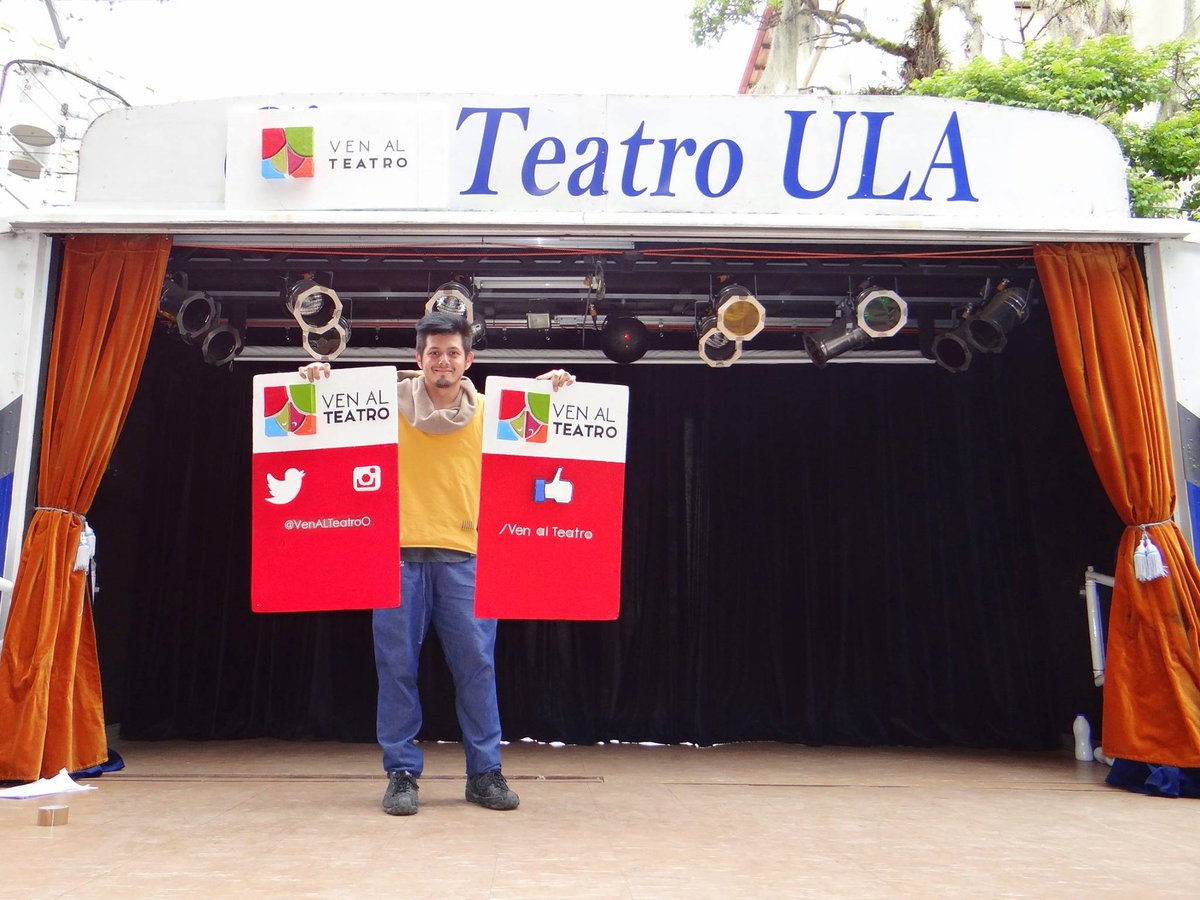 Ven Al Teatro @MeridAndando <a href="/HectorCabrera_/">Héctor Cabrera</a> <a href="/VenALTeatrOo/">Ven Al Teatro</a>