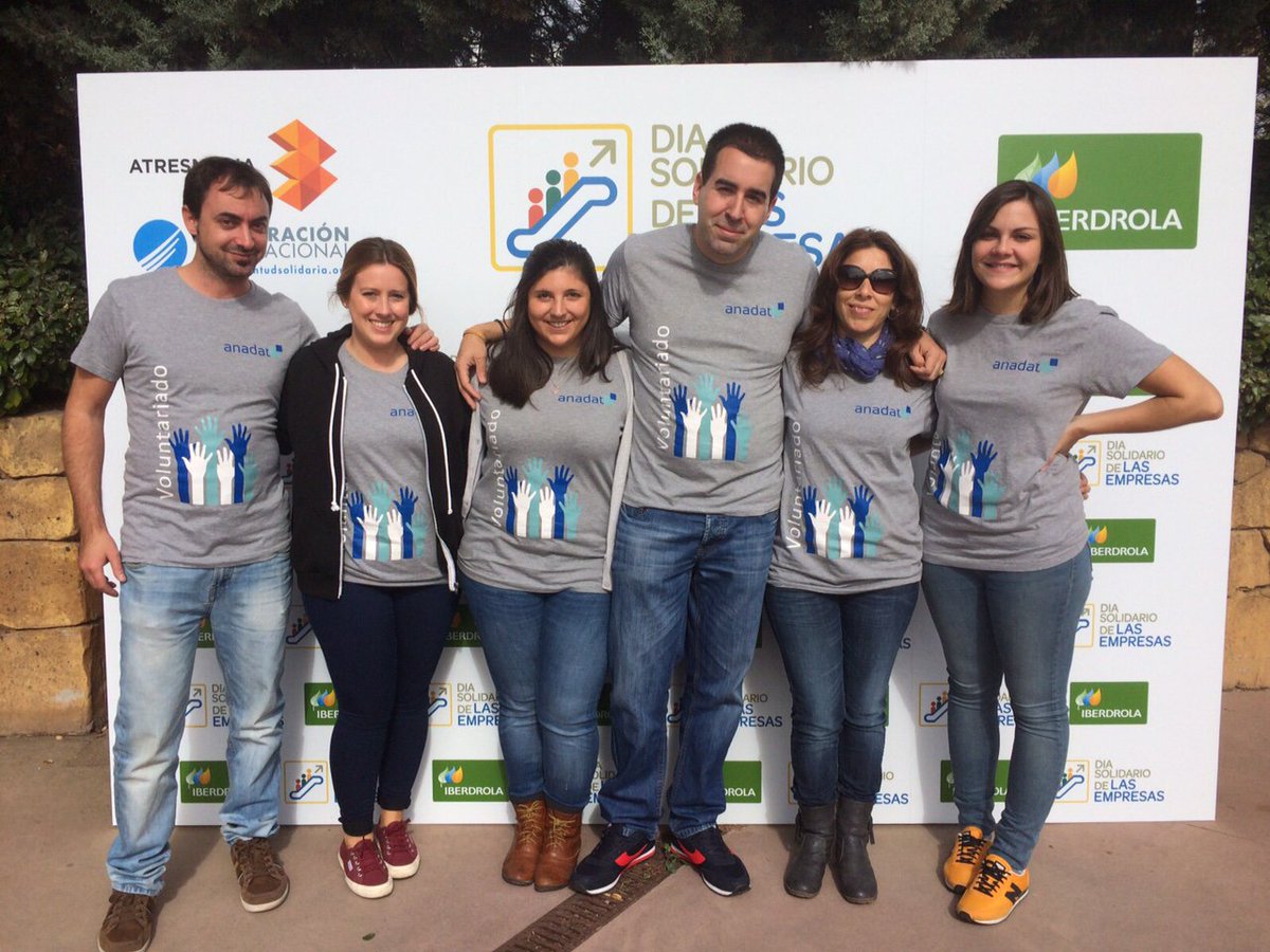 anadat_es's tweet photo. Seguimos recordando lo bien que lo pasamos el sábado @diasolidario con @FundacionAdemo en @parquefaunia #DSE15 https://t.co/fTMXK4JVXL