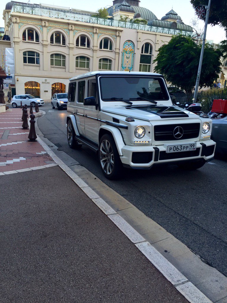 Tyron_75's tweet photo. Cars in Monte Carlo.... https://t.co/zSMTt9s0Ql