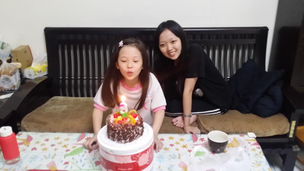 kcd888's tweet image. 小公主安安生日。