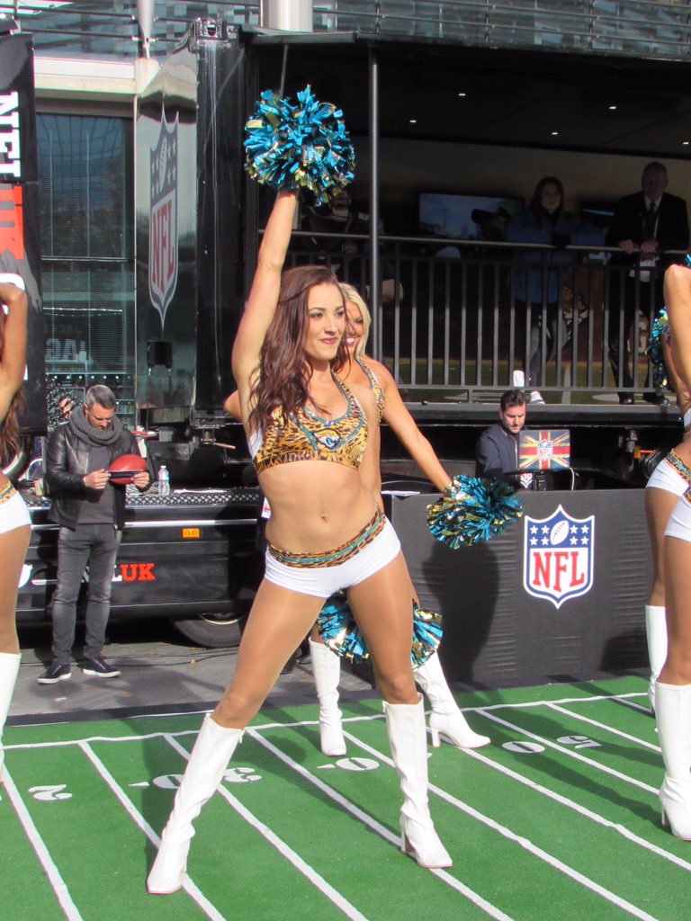 Sons_of_Hotspur's tweet photo. @ROARoftheJags At Wembley #BUFvsJAX @JaguarsUK #ROAR #NFLUK #BCBUK #JAXinUK #BeJaguars https://t.co/ZtFb3TxXmt