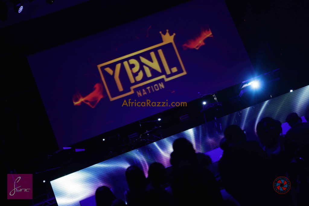 First Photos from #OLAMIDE YBNL London Concert! africarazzi.com/2015/10/26/fir…
