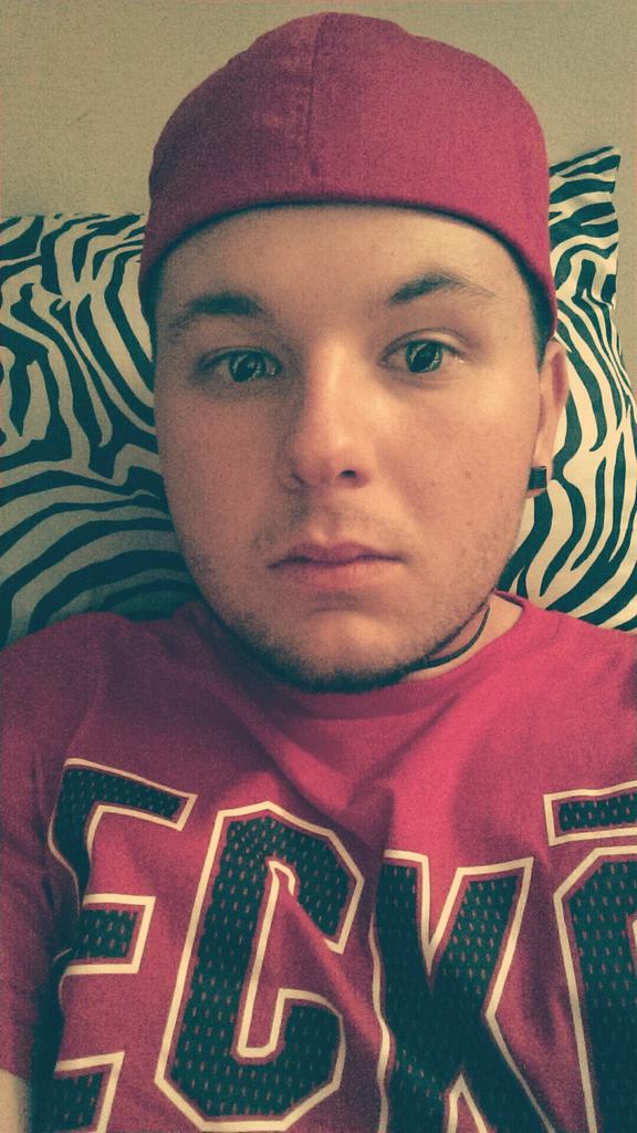 AndrewMF69 tweet picture