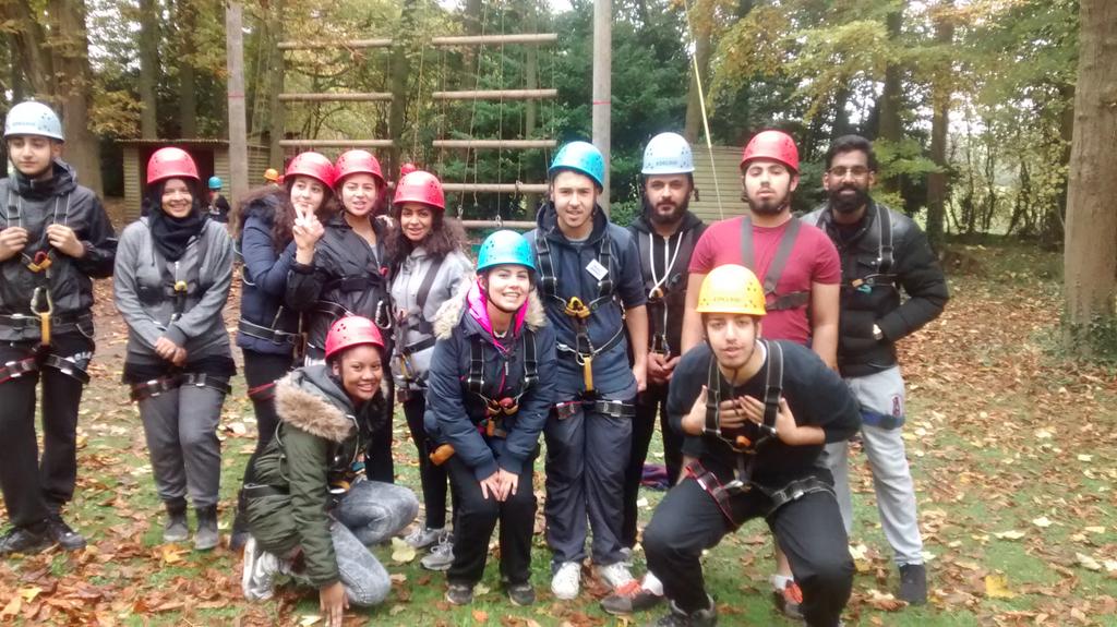 Challenge_TRIW's tweet photo. @NCSTheChallenge Team Reiss rocking it! #sayyes #autumn https://t.co/ggsfkHcmJq