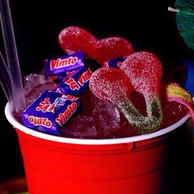 junkyardgolf's tweet photo. 1st comp! #WIN 2 rounds of golf for 4 peeps and 8 drinks when we open (24th Nov - 6th Dec)

FOLLOW/RT CHANCE TO WIN https://t.co/g8mUlem0pi