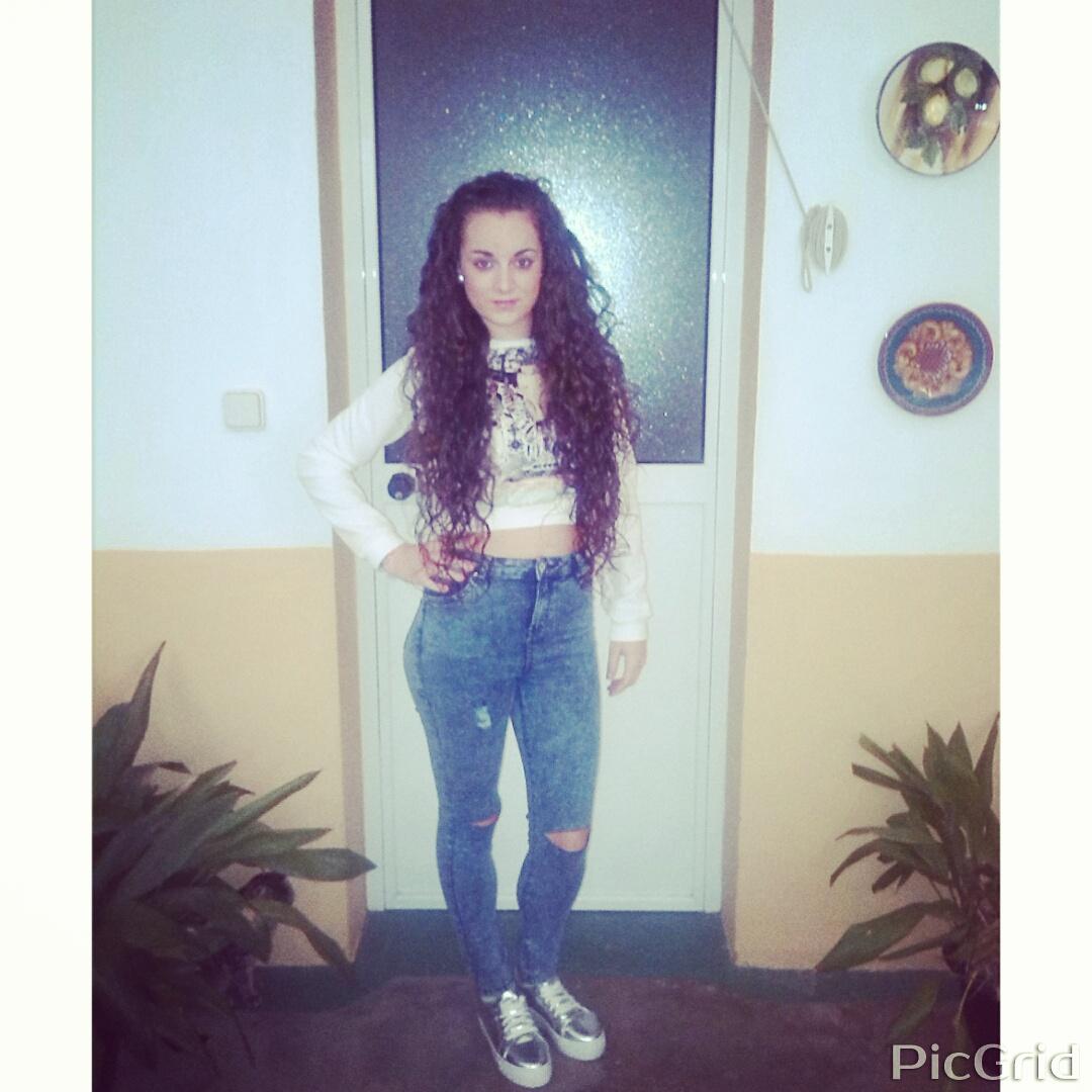 AnabelCM15's tweet photo. ✌✌ https://t.co/KSn0BwjhUw