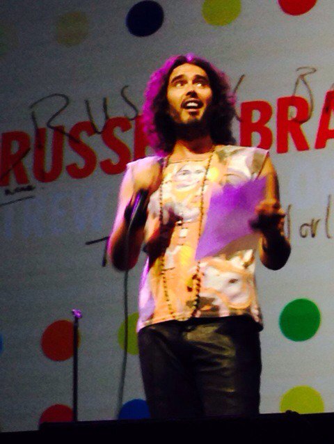 oxo2RustyRocket's tweet photo. @rustyrockets Ur too cute, #RussellBrand !๐๐๐๐๐๐I LOVED #TrewWorldOrderTour #Australia
I could eat U up!! ๐yum!๐๐๐๐๐ https://t.co/d8KD6RrQ9g