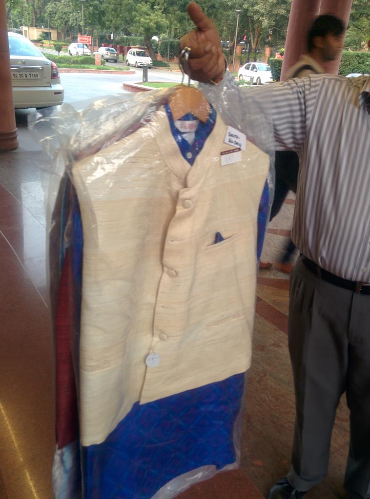 DevirupaM's tweet photo. #Modikurtas are ready for the heads of states for @indiafrica2015 #IAFS https://t.co/gvmHUC93Ix