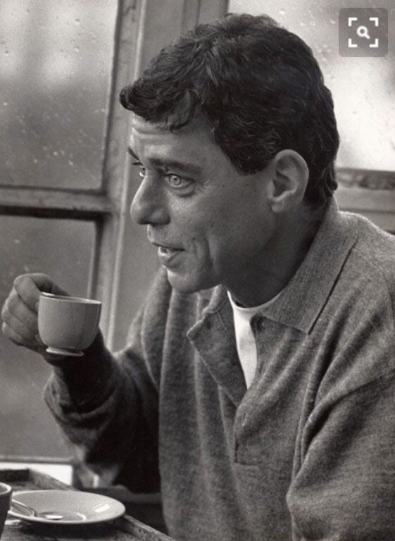 Onde o café encontra a música ... Venha para o Cafuné . Acompanhe nossos agitos pelo Insta @cafunecafeteria