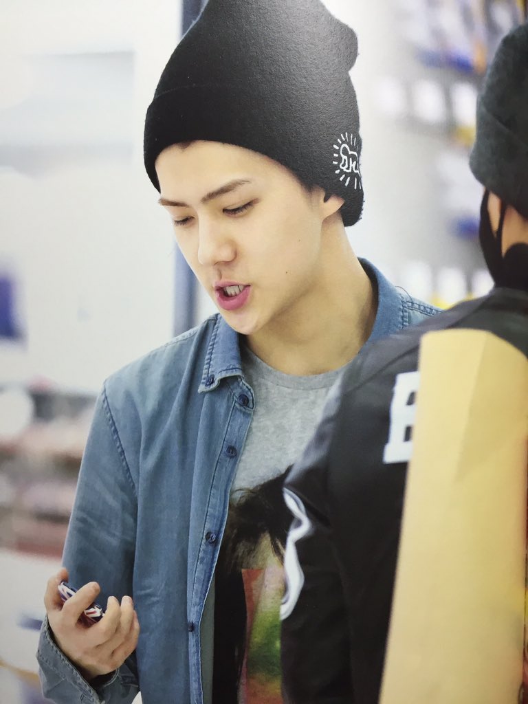 Holyzabeth's tweet photo. ว่าด้วยไคฮุนในเล่ม แอร่กกกกㅠㅠㅠㅠㅠㅠㅠㅠㅠ��ㅠㅠㅠㅠㅠㅠ #kaihun https://t.co/2jnljiFBcP