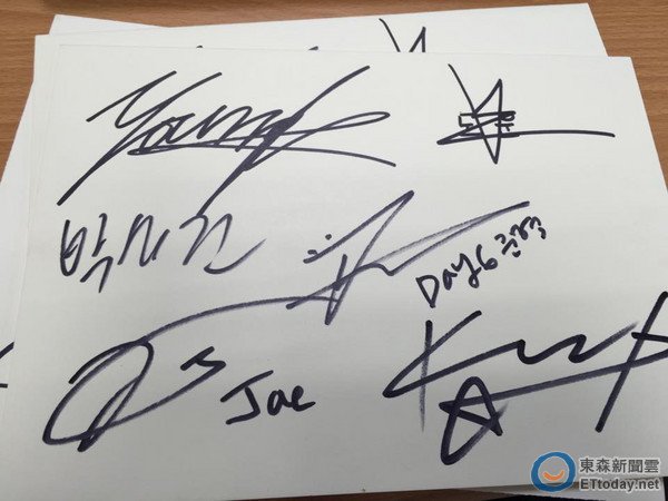 CSPhFMJWwAAP9Zs.jpg:large