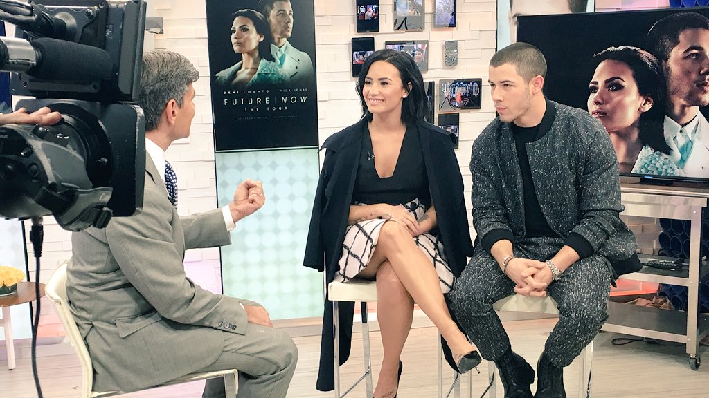 GMA's tweet photo. That's right! @ddlovato and @nickjonas announce they're going on tour with the Future|Now Tour! #GMADemiNick https://t.co/QKeXmscqom