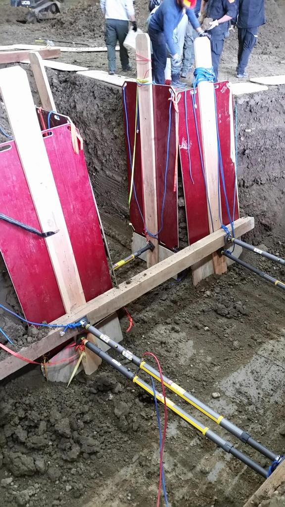 Local4338's tweet image. Thanks again to @Local150 for the use of your amazing facility for trench rescue training. @AFFILeg @IAFFNewsDesk