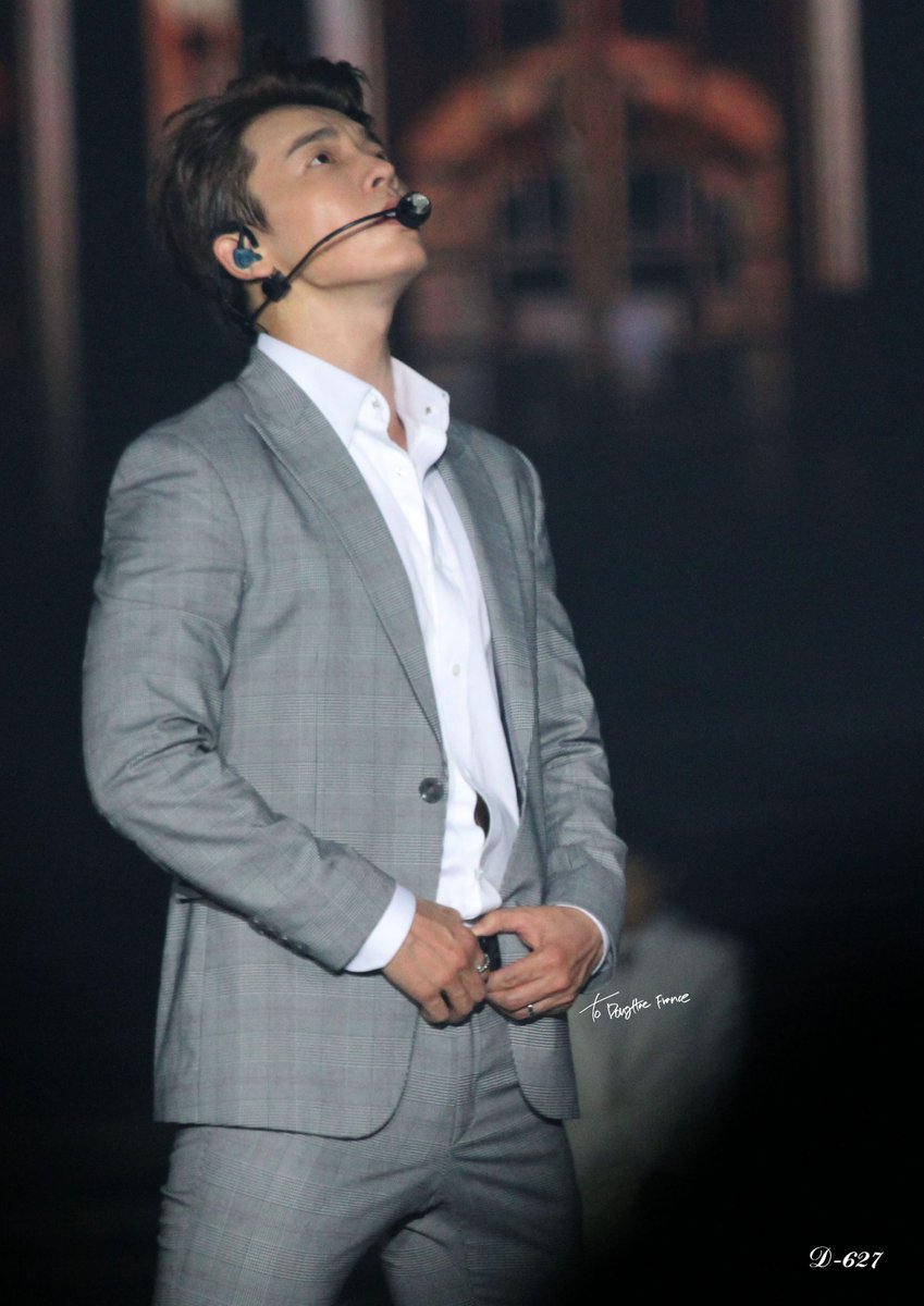 donghaefrance's tweet photo. [D-627] Waiting for our favorite dancer @donghae861015 ♡  #WaitingforDonghae → https://t.co/S6HwkWHW6b https://t.co/FPk6aXBBJr