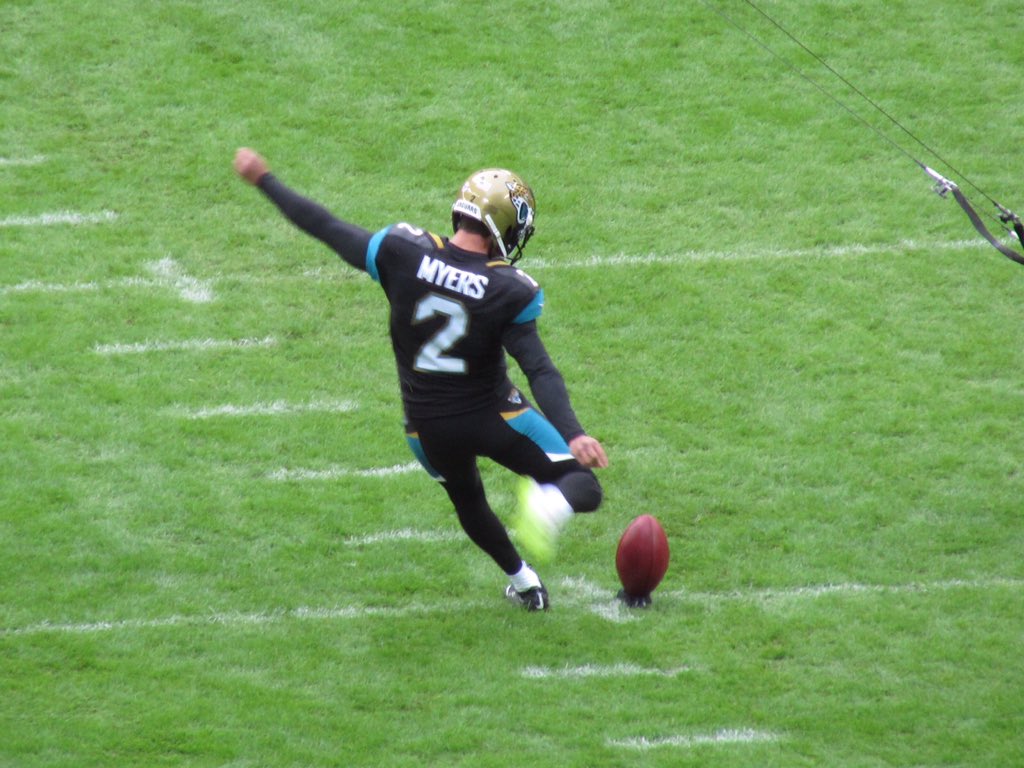 Sons_of_Hotspur's tweet photo. #BUFvsJAX At Wembley @JaguarsUK @Jaguars #NFLUK #BCBUK #JAXinUK #WeBelieveInVictory #DTWD #BeJaguars https://t.co/zn4HBxpnzT