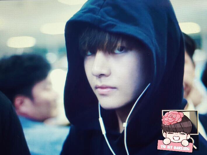 Volvicv 日本に来る時はもっとスーパーイケメンなんだな テヒョンたまにぶちゃいくだったのあれなんのせい 鼻 のせいだったのかな