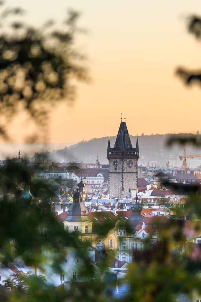 joewakefordcom's tweet photo. Autumnal Prague. More at: https://t.co/l6duv6On7y #Autumn #Prague @PragueEU @havaswwprague @Prague @praguepost #fall https://t.co/0L4aP17s06