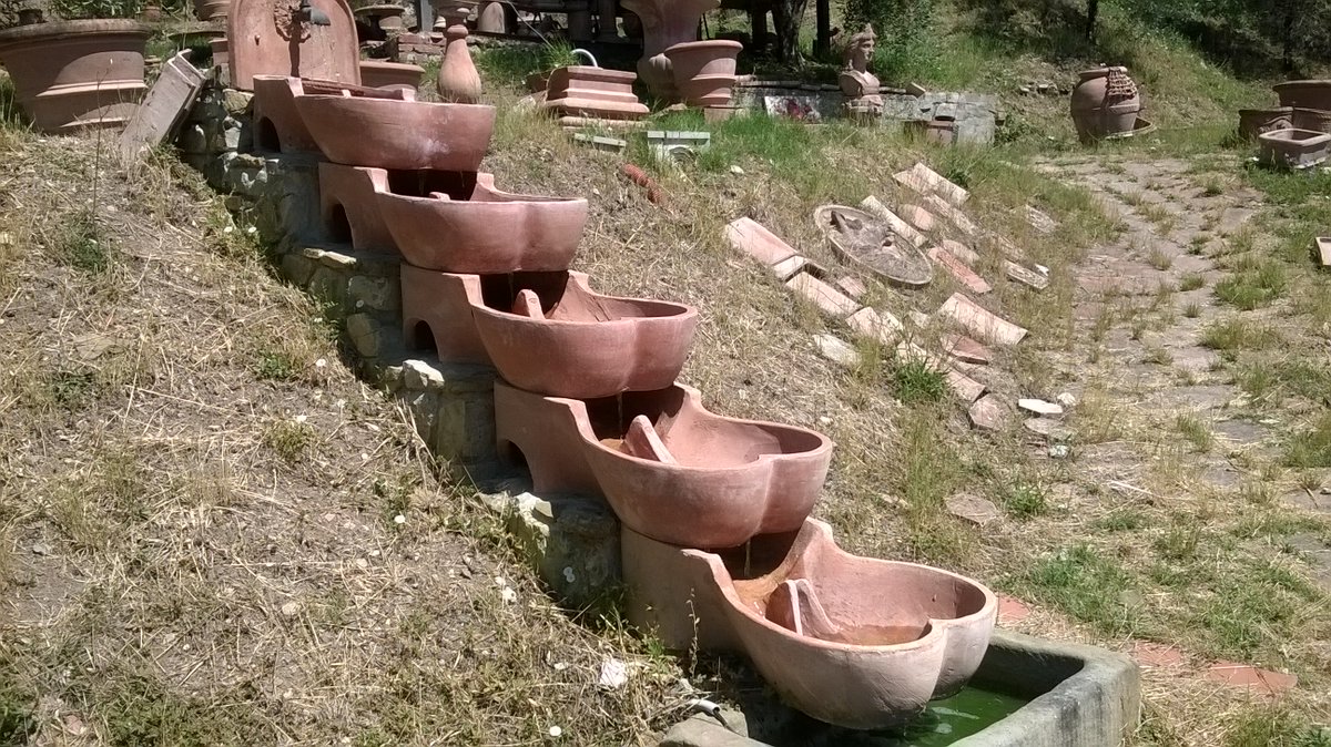 ArtenovaInfo's tweet photo. #flowforms non solo #acqua qui il #vino si rivitalizza https://t.co/5sBLzXm4Mz forme di flusso #Artenova #terracotta https://t.co/7mE6YkxC5P