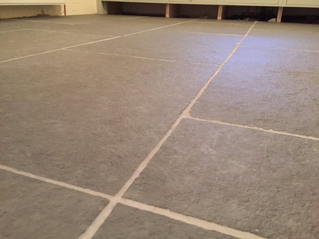 _AMATiling_'s tweet image. @cleanedsealed #IloveMyRunner #samich #cleaning #sealing #buffing