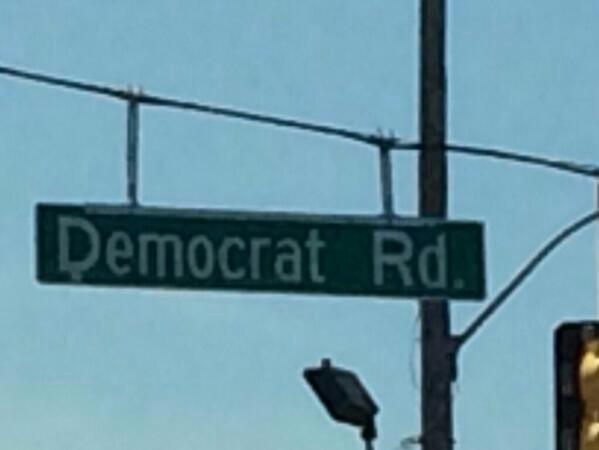 THETXEMBASSY's tweet photo. This Road leads you to Nowhere...
@TheDemocrats suck, yes worse that Rino's #WakeUpAmerica💆 #DeathByDemocrat👽 https://t.co/HyAvaSv4Vn