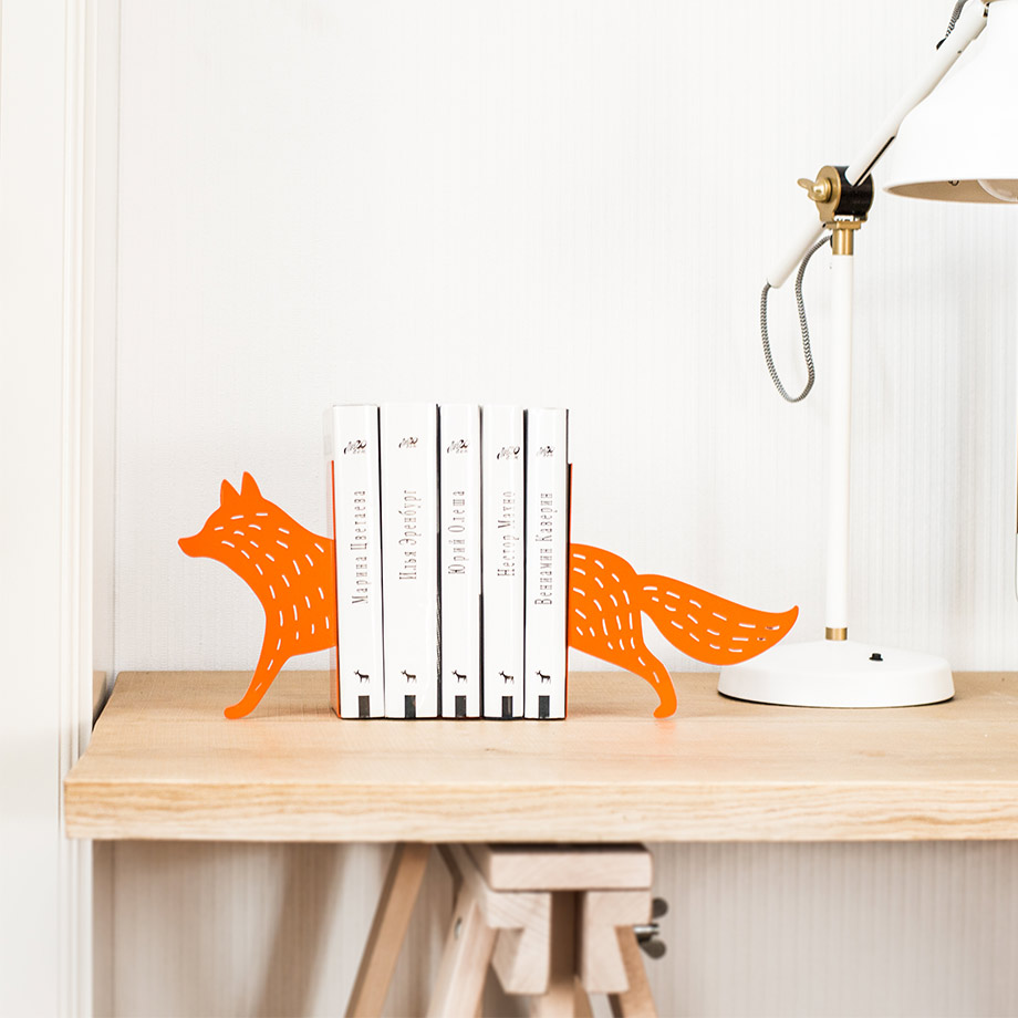 oolodesign's tweet photo. Awesome imaginative book ends from @articleua, bring your shelves to life! #bookends #design #imagine https://t.co/q3WiNOj0XZ