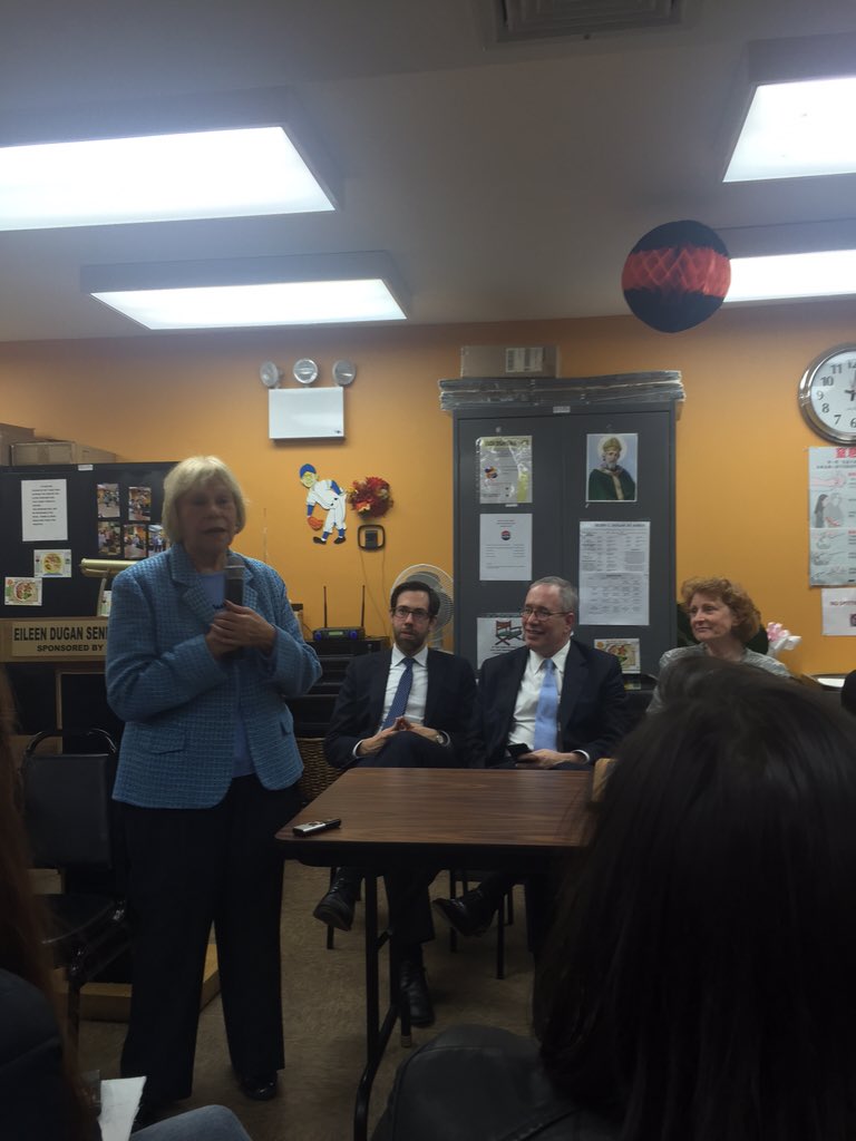 INDBrooklyn's tweet photo. Honoring Joan Millman this morning with @JoAnneSimonBK52 @scottmstringer @NydiaVelazquez @DanielSquadron #52AD https://t.co/X5NqksRomc