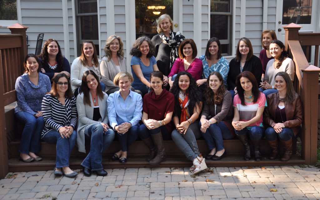 CPS2007's tweet image. Hand's down the most amazing child &amp;amp; family therapists to be found! And the most fabulous women as well!