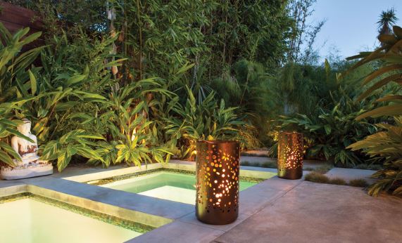GardenDesignMag's tweet photo. We're crazy about these beautiful "#Lumen" fire canisters from @brownjordan1945 https://t.co/cXbKYzS3ly #fallwarmth https://t.co/q7QR2R3GhQ