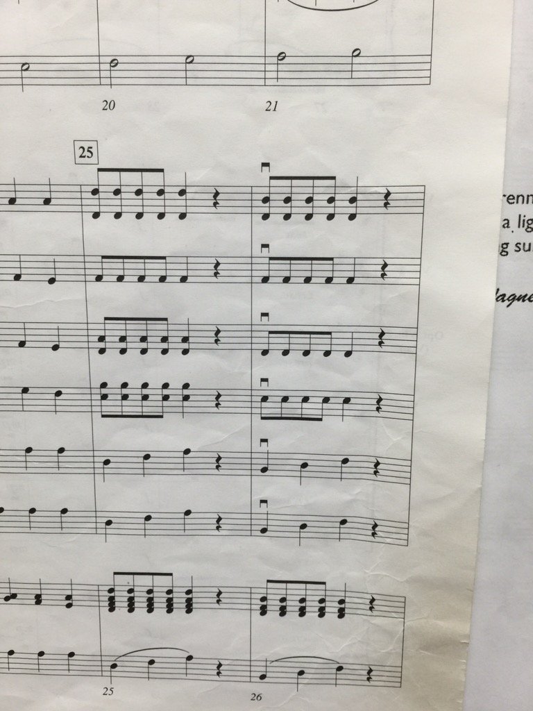 Croxtonmusic's tweet photo. "This is so fun!" -Aneesh, 6th grade violist commenting about double stops. #phmsstrings #ilovemyjob #viola https://t.co/9AnOqoombD