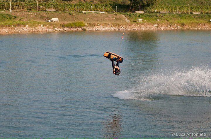 BKiteboarding's tweet photo. #cortonatwitter #cortonagram #wakeboard #movimento https://t.co/6JYJ84OGQU