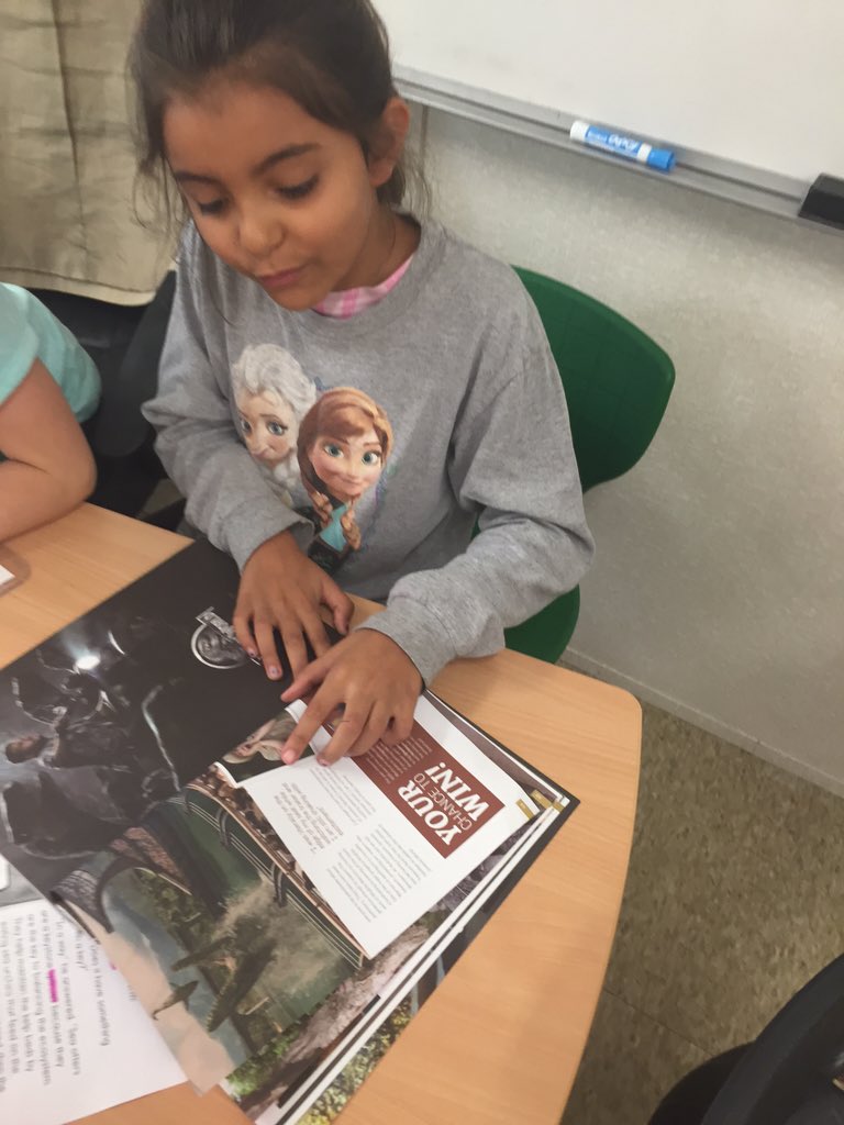 MrsStefanik's tweet photo. Miss @TerriIrwin and @BindiIrwin I loved reading your magazine today during read alone time #Daily5 #readalone https://t.co/XUe6LnPg61