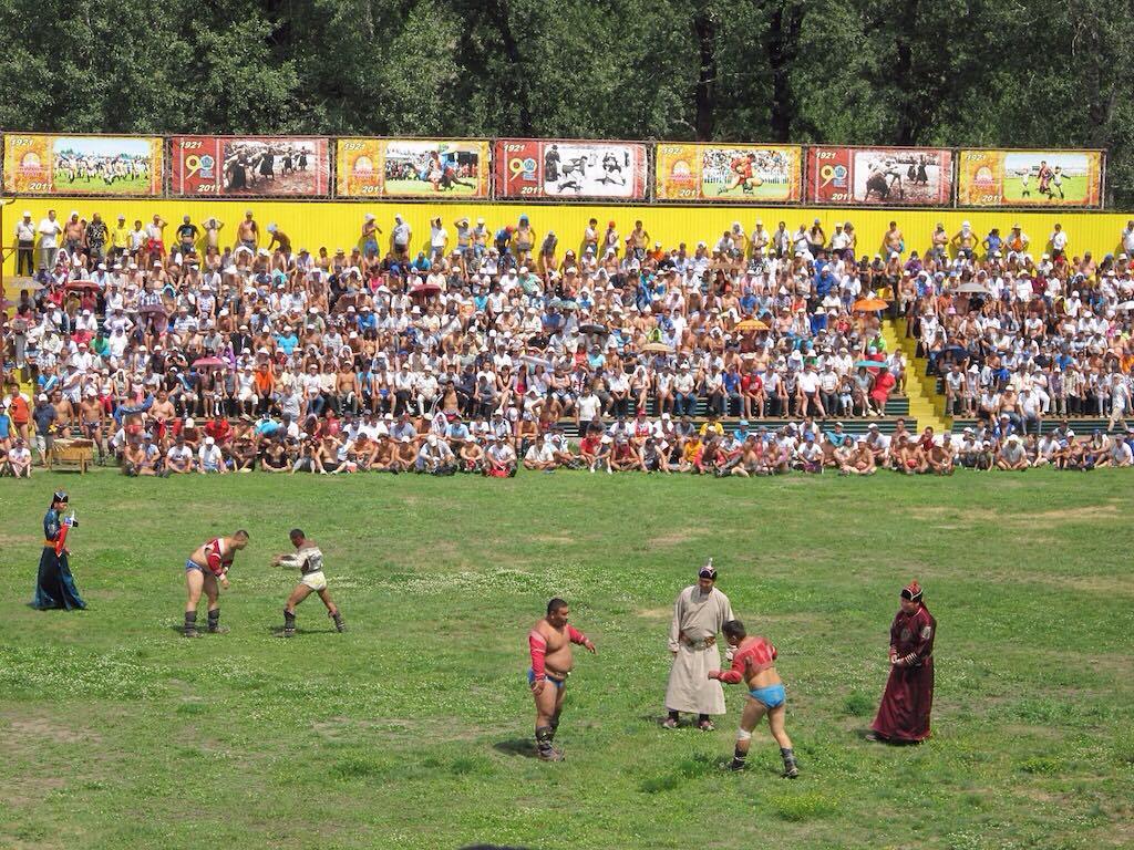InstaTuva's tweet photo. The #tuvan national #sport of #khuresh #wrestling #tuva #shude Photo by @myiasmitten #тува https://t.co/ygyqPWUEPj