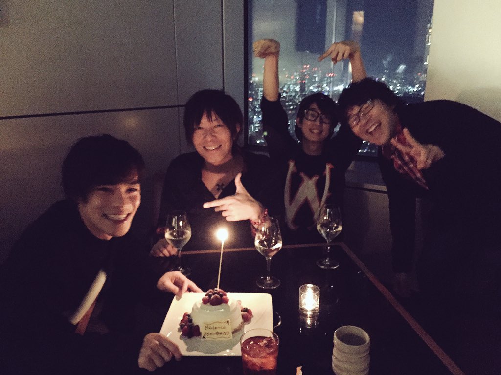 ono_kensho's tweet photo. 誕生日を祝ってもらいました。
ゆーきさん、拓也くん、そしてなんと！！紀章さんが！！！
ありがとうございました。
僕はほんとに幸せ者だ。 https://t.co/2Nv3Ru1C3K