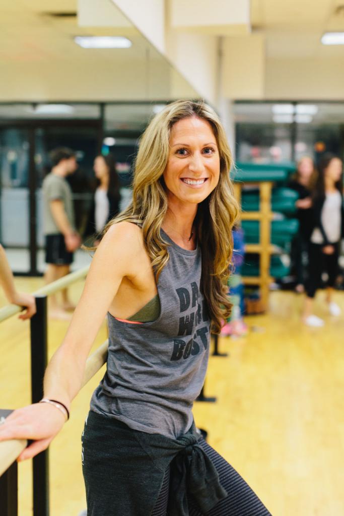 Cosmopolitan's tweet photo. "How I started my own dance company" https://t.co/Dx7QxxqF6y https://t.co/cGCmKzod34