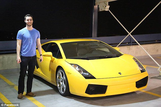 TheClickGarage's tweet photo. A 21 year old who is making millions by reviewing cars. He already owns a 2004 Gallardo btw https://t.co/7oRogKM7TO https://t.co/W4cjUXLBzA