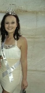 d6bd77c5abb04cd's tweet photo. #vaalhartspekanfees2015 #MejGlans #2ndPrinses😊♡ https://t.co/SSDUUH6NRp
