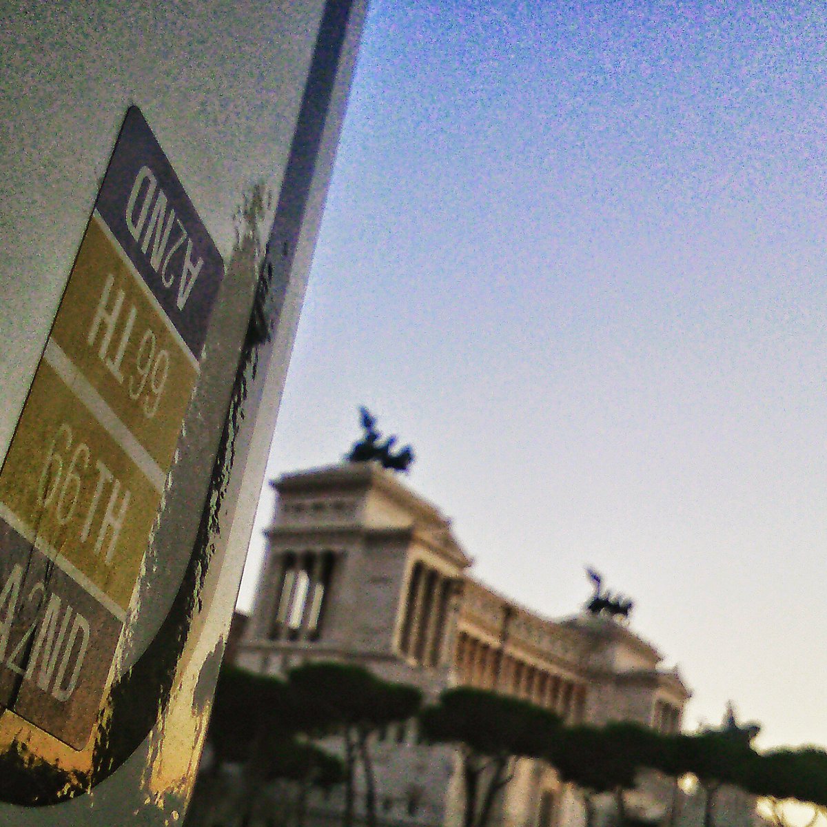66thand2nd's tweet photo. Viviamo, lavoriamo, pensiamo a Roma.
#focus66 5/66
https://t.co/odjsLQt6cz https://t.co/X9Ry9aWTQU