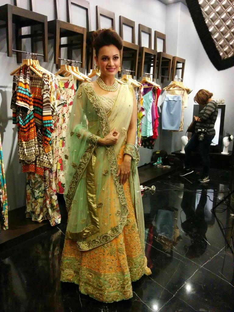 iKarmik's tweet photo. First pix of .@deespeak at @AbhdOfficial's #WalkForPride by .@amybillimoria isn't she princess personified? https://t.co/86bCKZBr5A