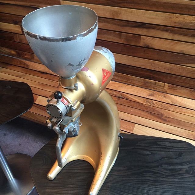 recienmolido's tweet photo. .#CustomEspresso Muy moderno este @mahlkonig... para ser del 63!!! https://t.co/YSAeVv6BoQ