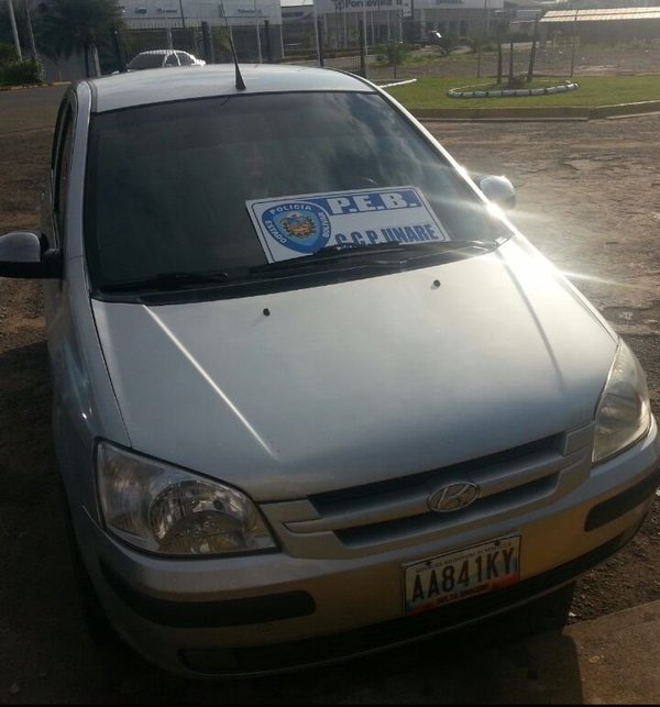 Prensa_PEB's tweet photo. #CCPUnare
#VehiculoRecuperado
#MarcaHyundai
#ModeloGetz
#Año2007
#ColorPlata
#PlacaAA841KY
#EnBuenEstado https://t.co/JIgTPbYBFp