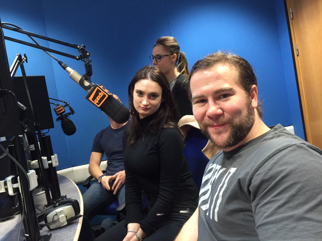 Thanks to @VixMorrison <a href="/stubrennan/">Stuart Brennan</a> and <a href="/markpaulwake/">Mark Paul Wake</a> (hiding) for helping <a href="/SparkSunderland/">Spark</a> reporters out...