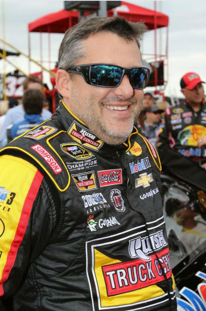 smoke_girl14's tweet photo. My #MCM as always is @TonyStewart who truly is one great man. #MyHero https://t.co/VgEYGvaNk8