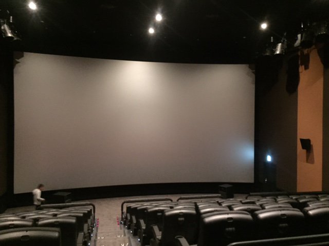Papiko 四條畷イオンシネマ スクリーン1の4dx オススメ ベストポジションと思われる座席を書いておきます 自分も悩んだもので おすすめはb D列 センタースポットは10番となります 振動強め希望の方は9番が良いかと T Co Qjtrezminf