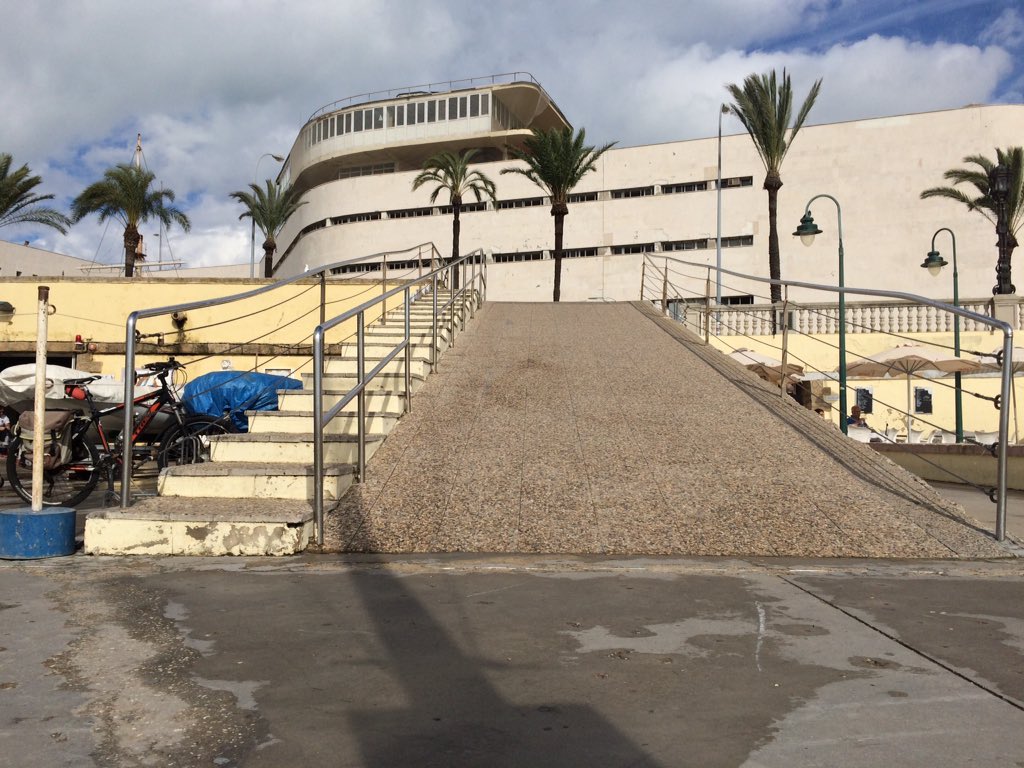 cadizcrossbeach tweet picture
