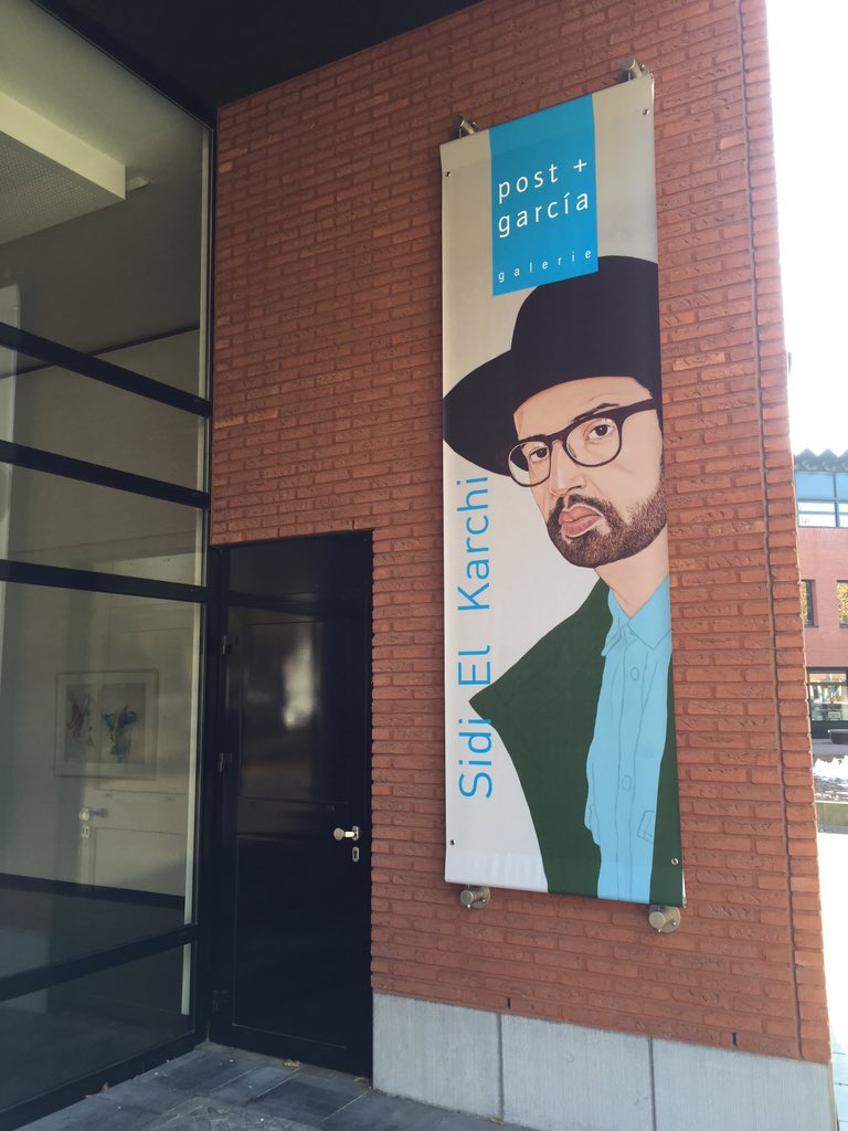 Zuidprojecten's tweet photo. Gevelbanners gemonteerd bij Post+garcia. Mooi ontwerp van @cavabiendesign https://t.co/XNIsQOKJaC