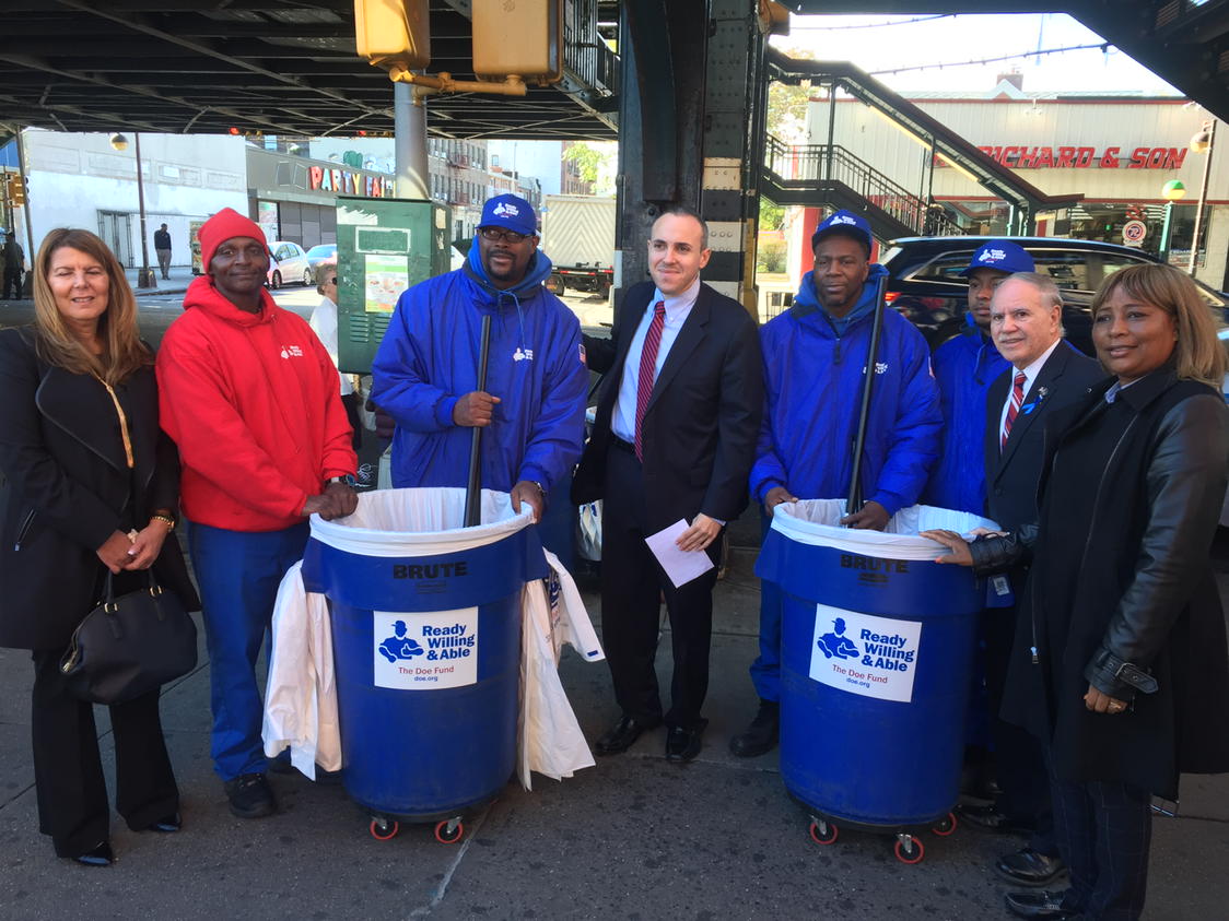 TheDoeFund's tweet photo. Thank you CM Treyger for choosing the "men in blue" for #Bensonhurst! @MarkTreyger718 https://t.co/U7Po8FyzpN