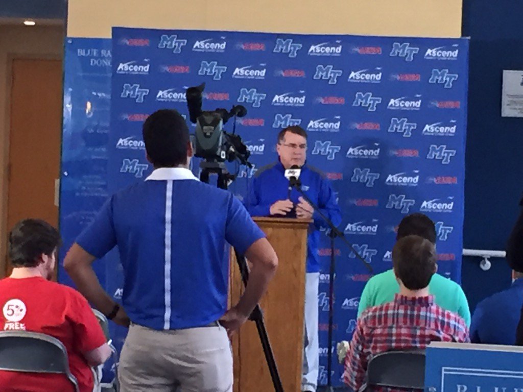 CoachTomHodges's tweet photo. @CoachInsell addressing the media #TRUECoverage https://t.co/FRapWz9YmU